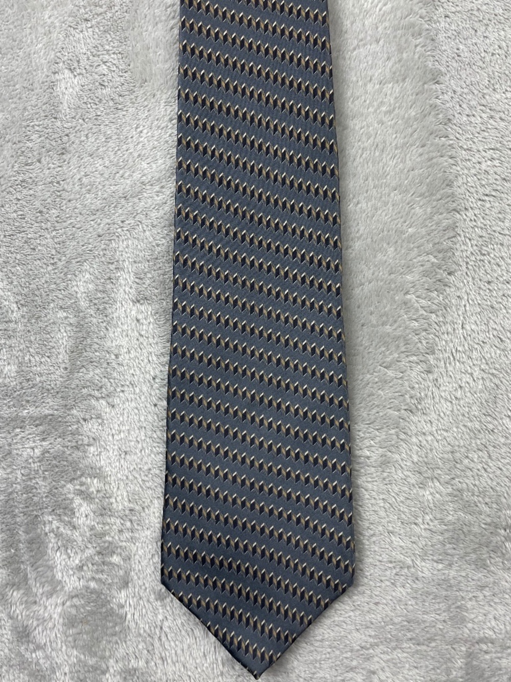 DKNY Men's Classic 100% Silk Neck Tie